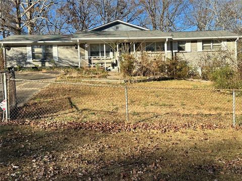 5886 S Bear Drive Douglasville GA 30135