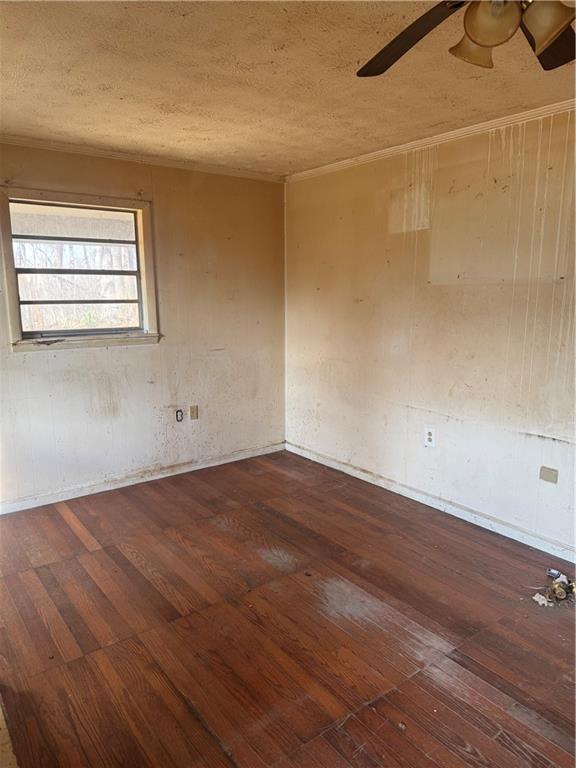 962 Roberts Ridge Road