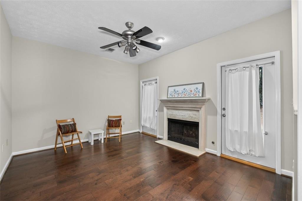Pinetree - Residential