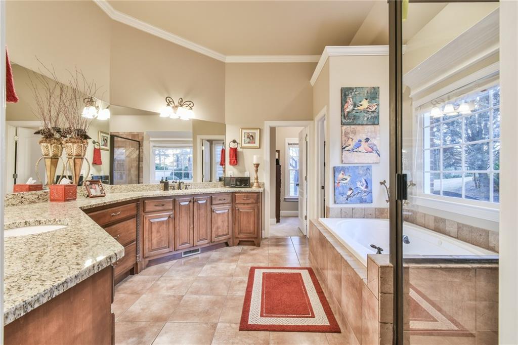 4586 Broadwell Circle, Flowery Branch, Georgia image 19