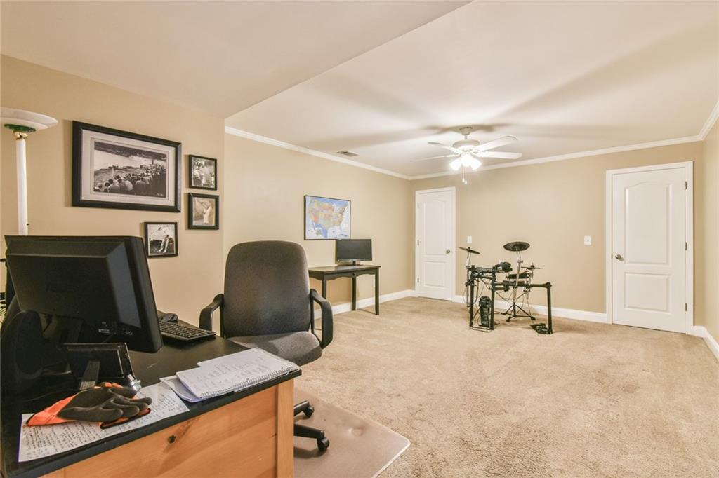 4586 Broadwell Circle, Flowery Branch, Georgia image 35