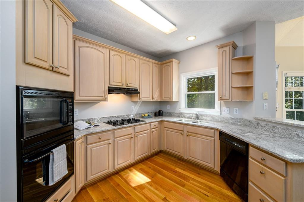 724 Eastwood Rise