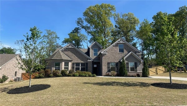 4070 MAYHILL CIR, CUMMING, GA 30040 - Image 445d8d683d2f98aeeddbfa464f31ce42/2074252100