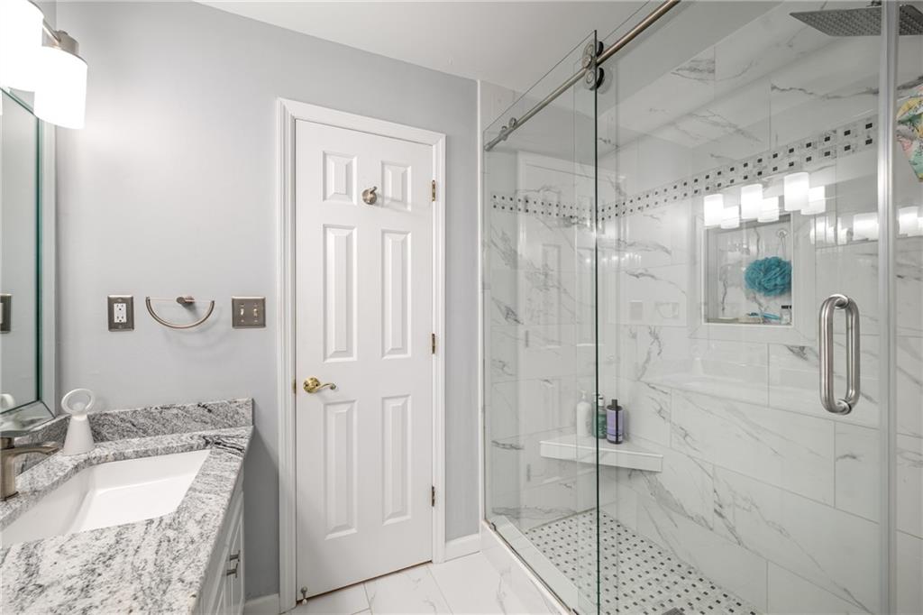 6040 Neely Farm Drive, Peachtree Corners, Georgia image 25