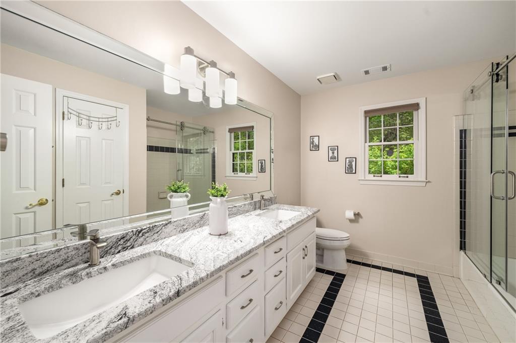 6040 Neely Farm Drive, Peachtree Corners, Georgia image 28