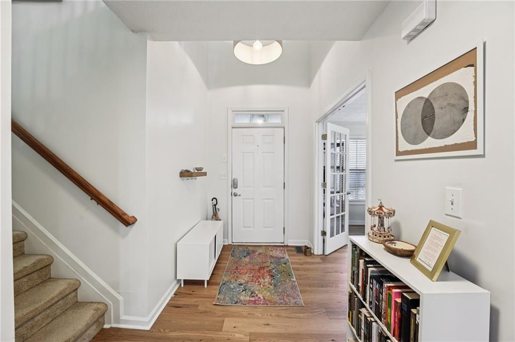 1620 Rushing River Way