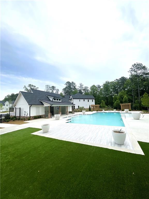FREESTONE STATION - Residential