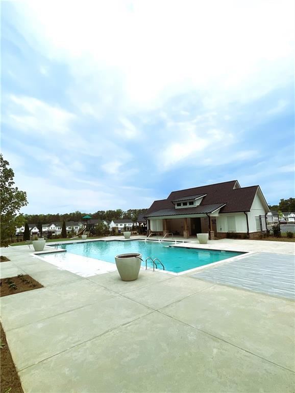 FREESTONE STATION - Residential