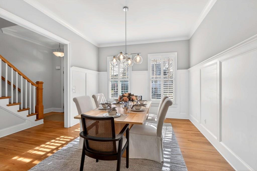 954 Glenwood Avenue SE