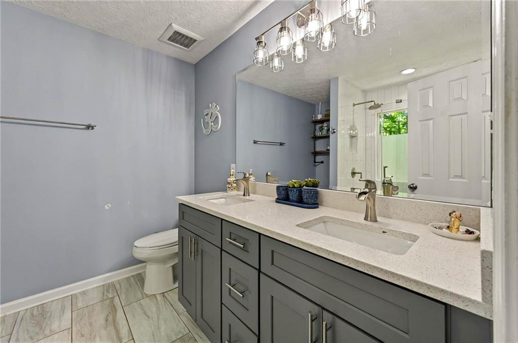 6645 N Glen Drive, Cumming, Georgia image 11