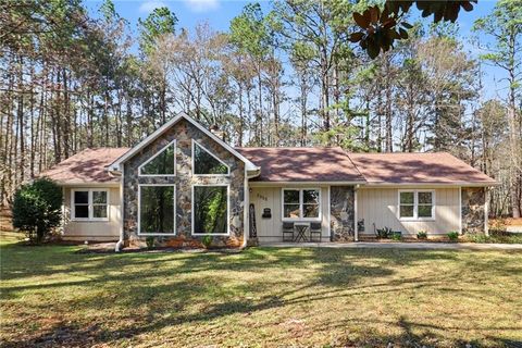 Homes For Sale - 7055 Rivertown Road<br/> Fairburn, GA 30213