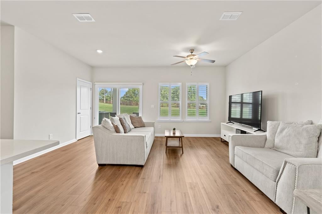 1752 Villageside Court