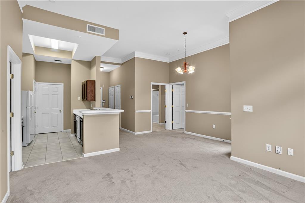 2700 Pine Tree Road N 1318