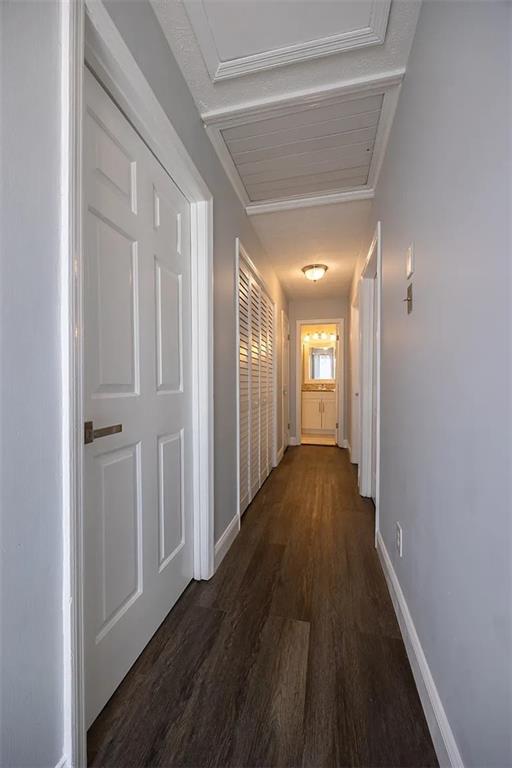 HE MEADOWS - Residential Lease