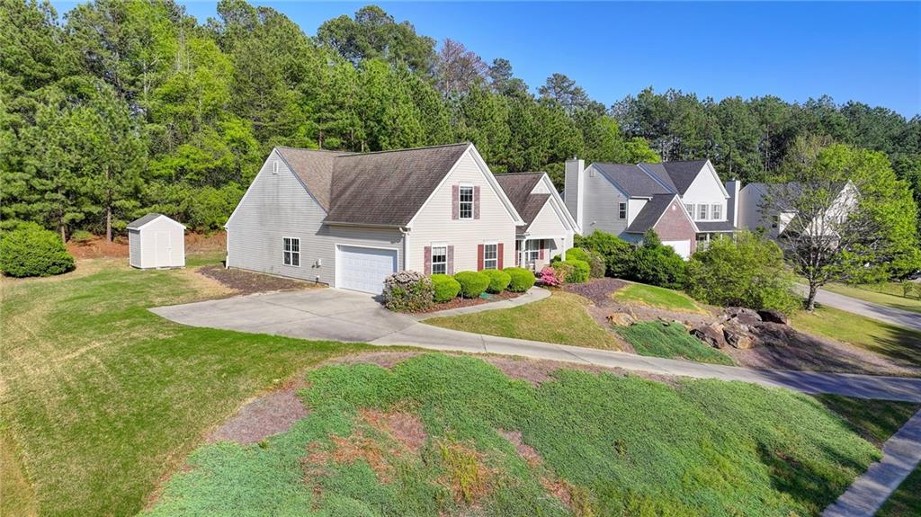 6434 Mossy Boulder Drive, Flowery Branch, Georgia image 1