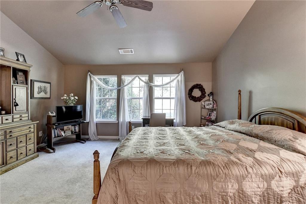 6434 Mossy Boulder Drive, Flowery Branch, Georgia image 43