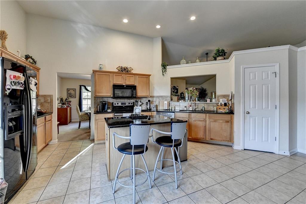 6434 Mossy Boulder Drive, Flowery Branch, Georgia image 31