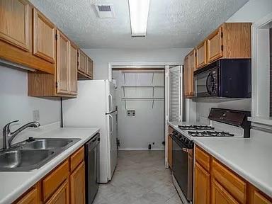510 Berkeley Woods Drive, Duluth, Georgia image 5