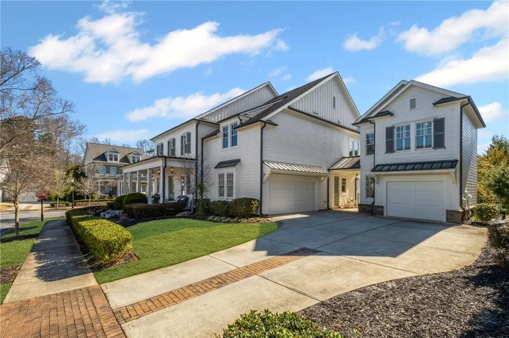 Milton, Georgia 30004, United States, 6 Bedrooms Bedrooms, ,5 BathroomsBathrooms,Residential,Pending,87025