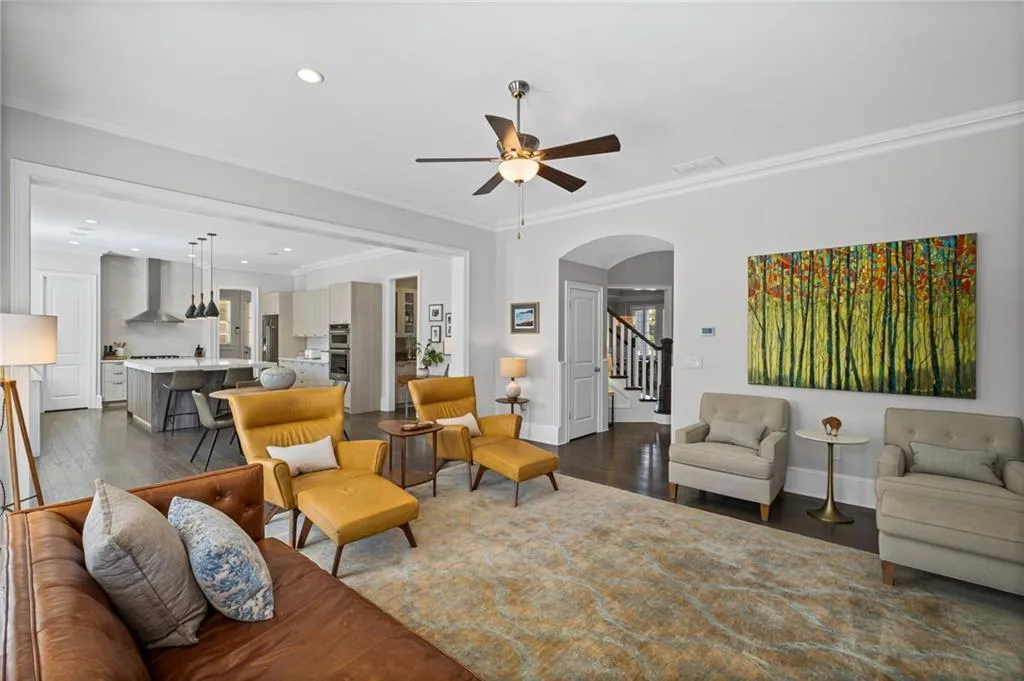 Milton, Georgia 30004, United States, 6 Bedrooms Bedrooms, ,5 BathroomsBathrooms,Residential,Pending,87025