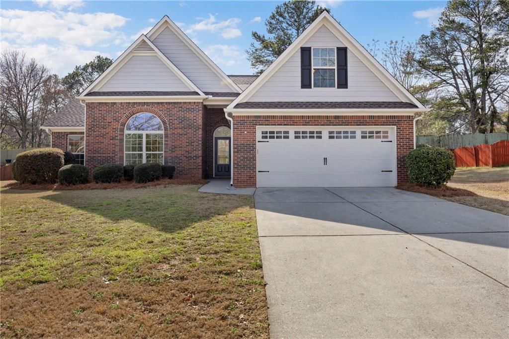 Photo of 738 York View Drive, Auburn, GA 30011 (MLS # 7728518)