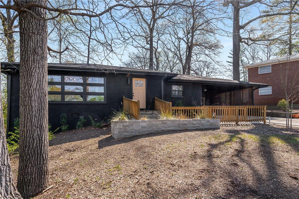 2382 Whites Mill Lane