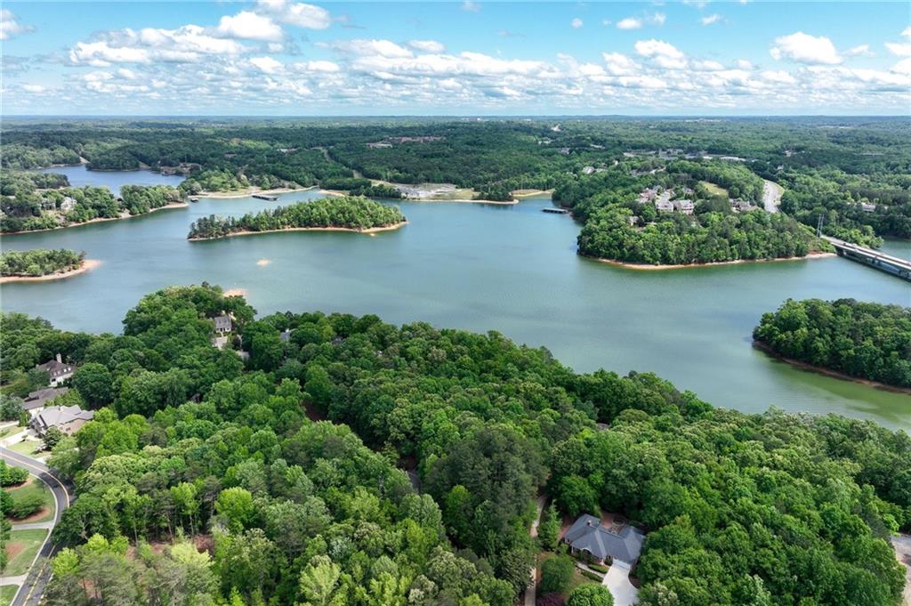 206 Lake Pointe Drive