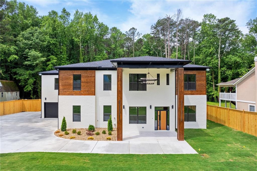 1349 Oak Road