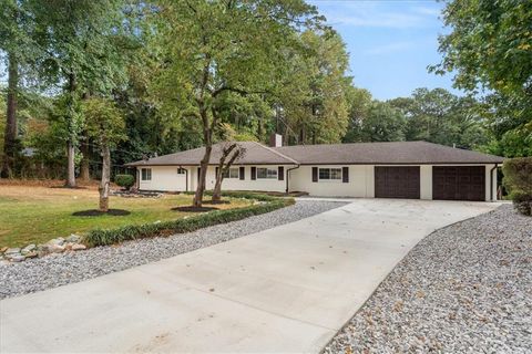 Homes For Sale - 2410 Rugby Avenue<br/> Atlanta, GA 30337