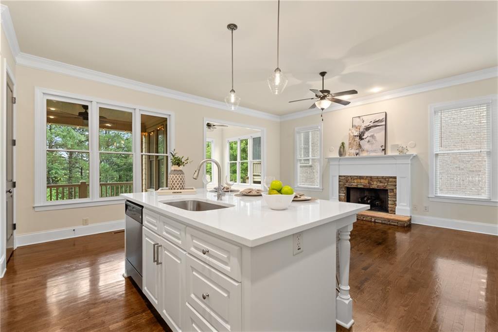 3105 Neal Court