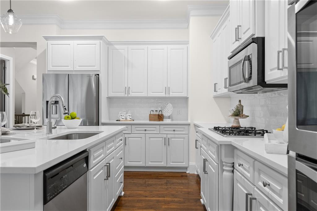 3105 Neal Court