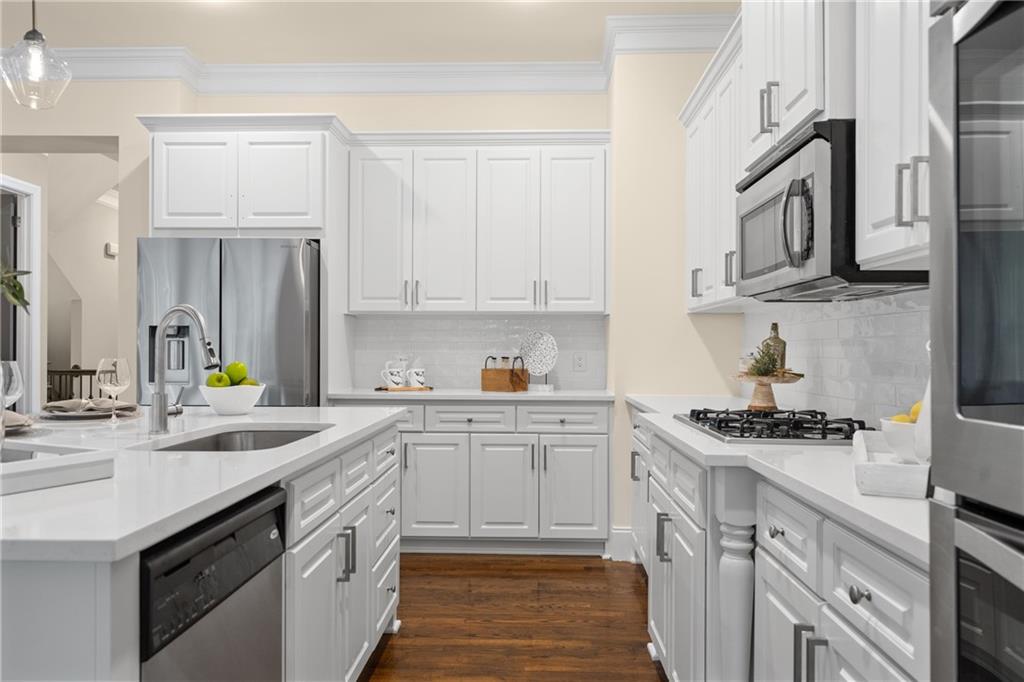 3105 Neal Court