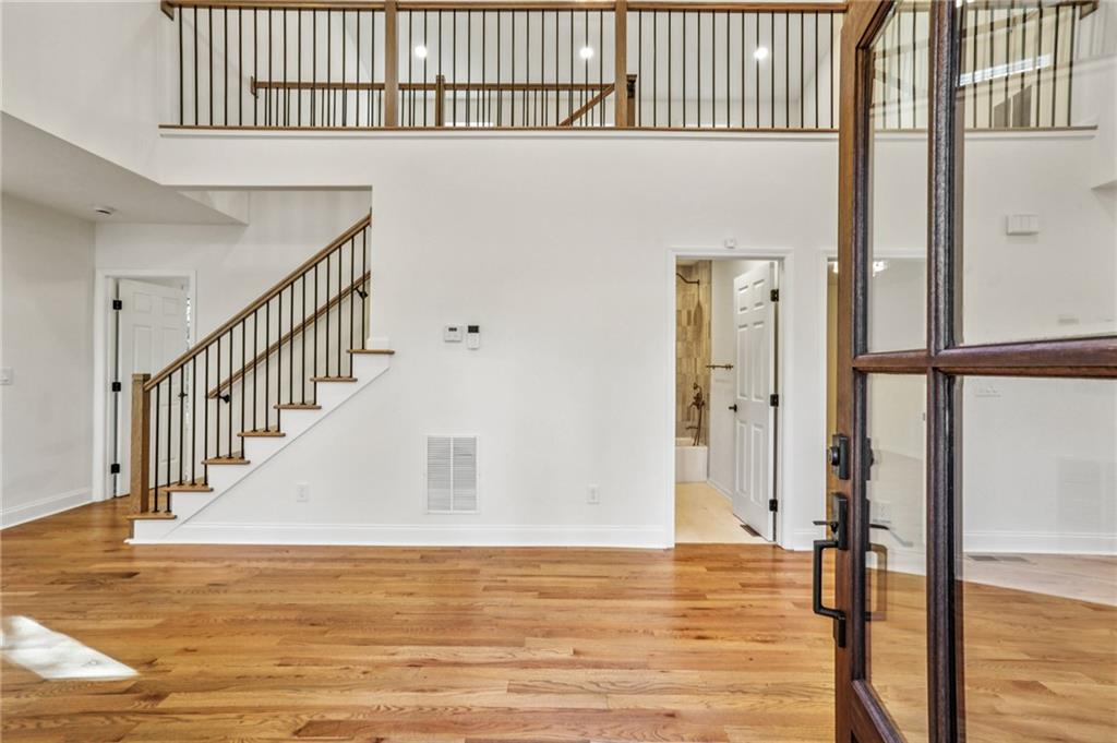 1045 Forrest Boulevard