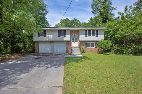 Photo of 3929 Emerald Springs Court, Decatur, GA 30035 (MLS # 7660719)