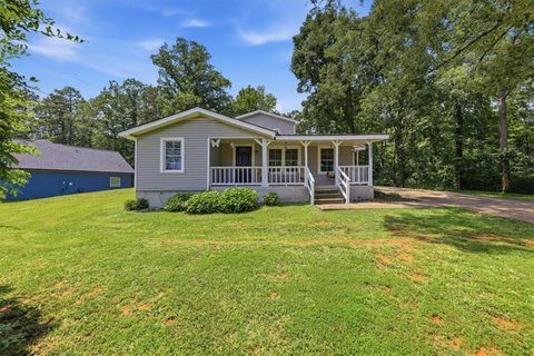 Homes For Sale - 2607 Cochran Road<br/> Dallas, GA 30132