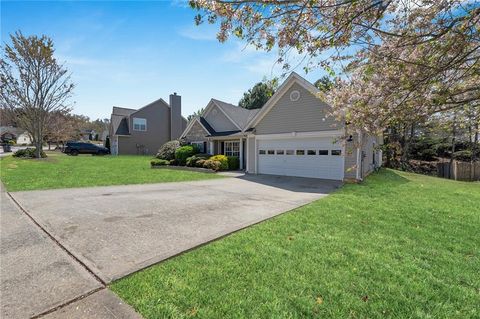 A home in Dacula