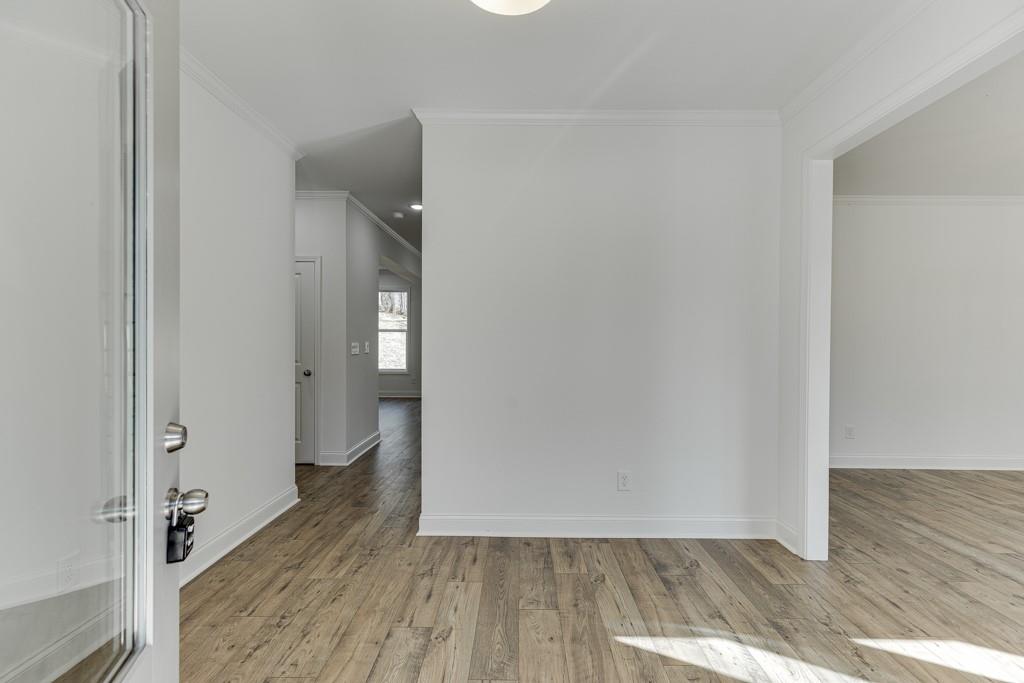 1003 Lakeview