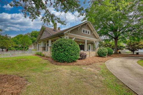 A home in Shady Dale