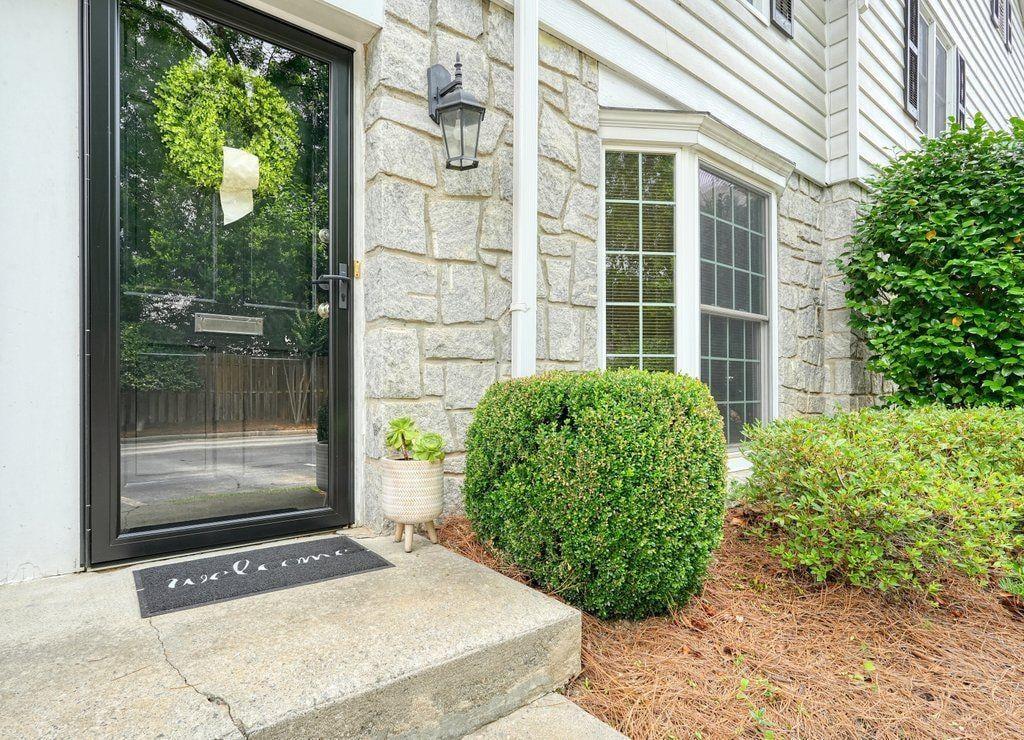 136 Peachtree Memorial Drive NW PA8