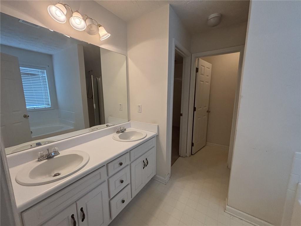 2840 Alcovy River View, Dacula, Georgia image 11