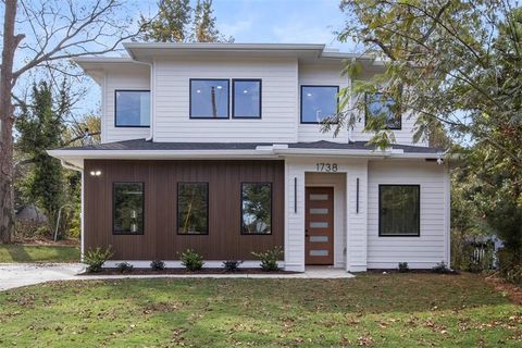 Photo of 1738 Springview Road NW, Atlanta, GA 30314 (MLS # 7668690)