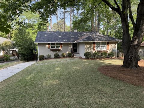 2304 Pembrook Place NE Atlanta GA 30324