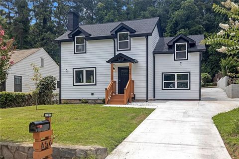 656 S Elizabeth Place NW Atlanta GA 30318