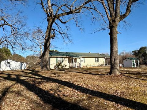 Photo of 5463 Heardsville Road, Cumming, GA 30028 (MLS # 7751107)