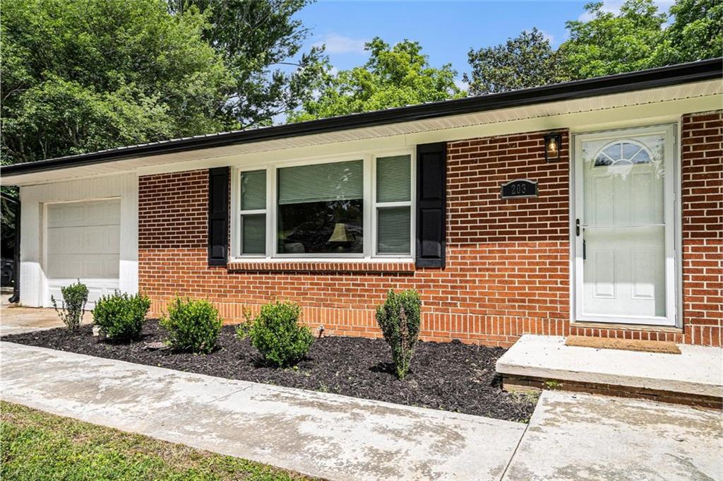 203 Burton Drive, Calhoun, Georgia image 4