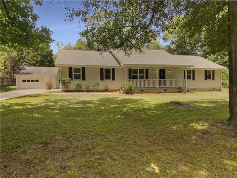 A home in Mcdonough