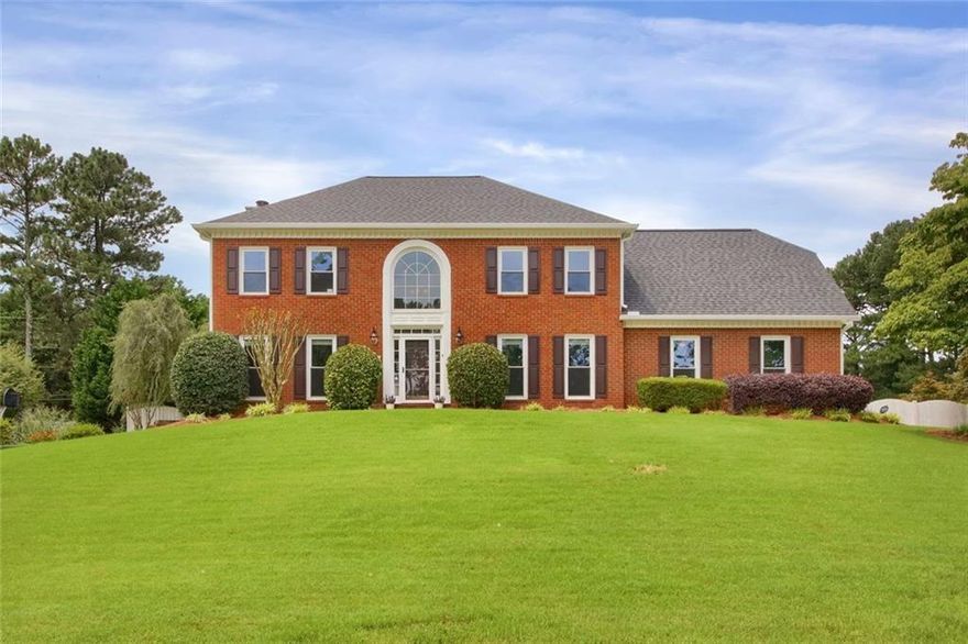 If you're looking for a 4-bedroom Home in the Brookwood School District with a Level Fence, Private Backyard, and Granite Pool, look No Further. This Beautiful home is ready to move in. It is well kept, with a New Roof, New Energy-efficient Windows, and Kitchen and Bath Updates, too. Two-story Foyer opens to view of Dining Room and Front Office, Great Room, Vaulted SunRoom, and Large Eat-in Kitchen, with Updated Granite counters, Stainless Appliances ( incl Refrig),  Large eating area, and lots of Cabinets and counter space. Dual Staircases, oversized Side entry Garage. Owner Suite with Tray Ceiling, His and Her Sinks and Closets, Separate Shower and Jet Tub, bright and Spacious w/ Vaulted Ceiling.  All Bedrooms Upstairs are Great size and have large closet spaces too. The laundry room is upstairs. Backyard has a gorgeous Gunite Pool yet plenty of space to play, Home has View of the Community Pond ( great for fishing) and There is also a Community Clubhouse, Lighted Tennis Courts and Pool, This Beautiful Home is in the Award-Winning Brookwood School District Subdivision has 2 Entrances into and out of the Community, for Safe Travel during heavy traffic times. Close to Shopping, Hospital, and Great Restaurants.