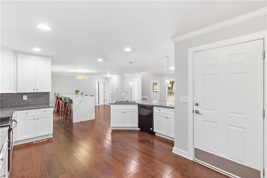 347 Chip Road, Stone Mountain, Georgia image 16