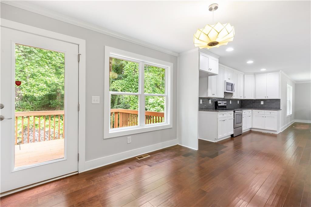 347 Chip Road, Stone Mountain, Georgia image 14