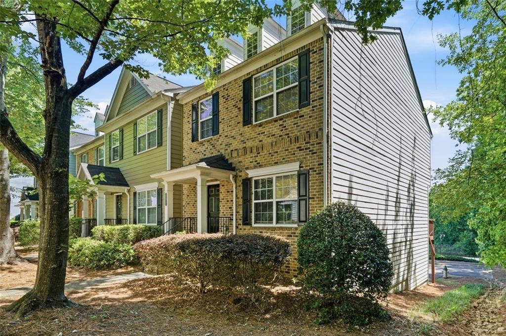 726 Breeze Lane